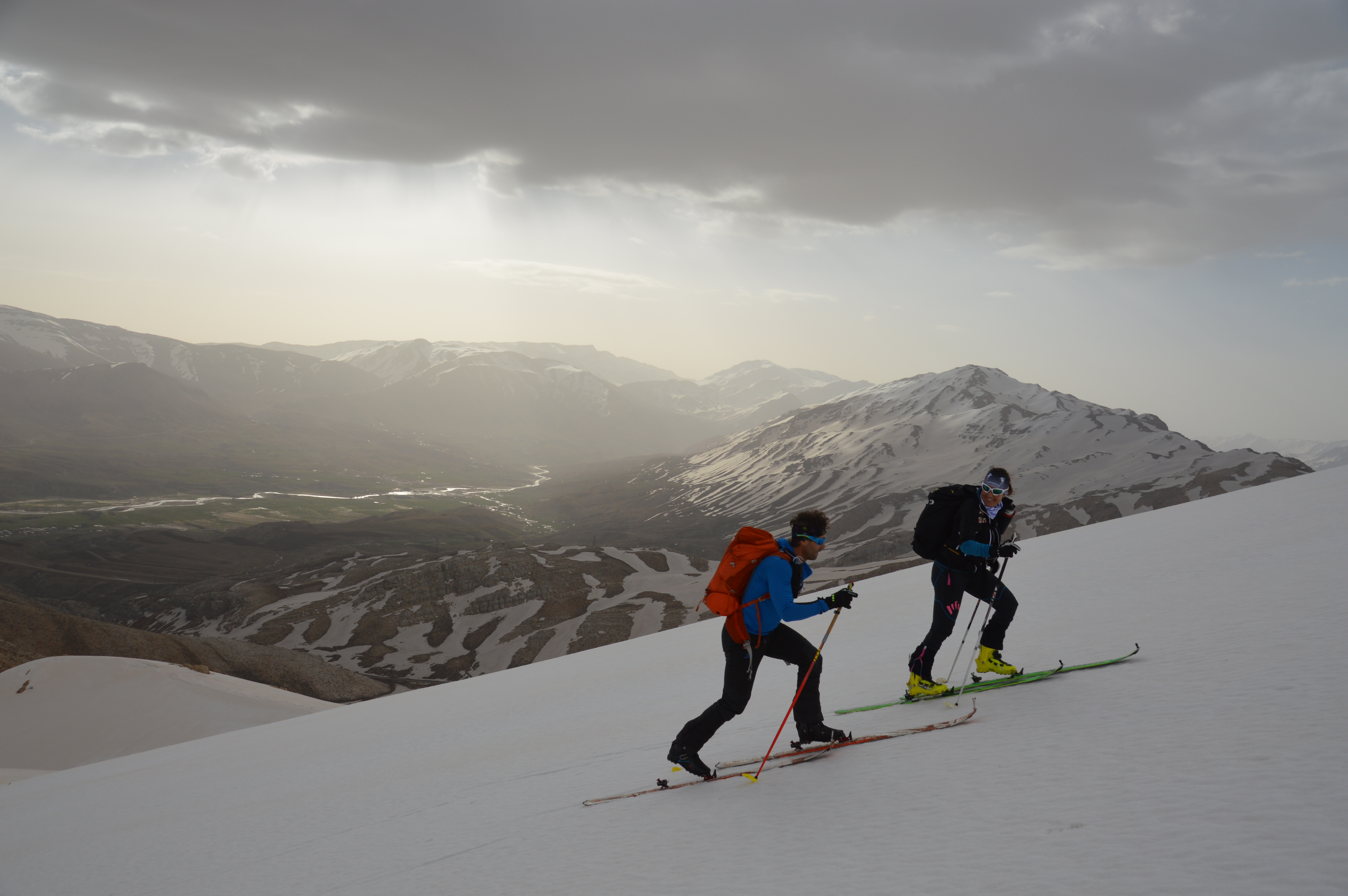 Abenteuer Arktis und Skitour im Iran!