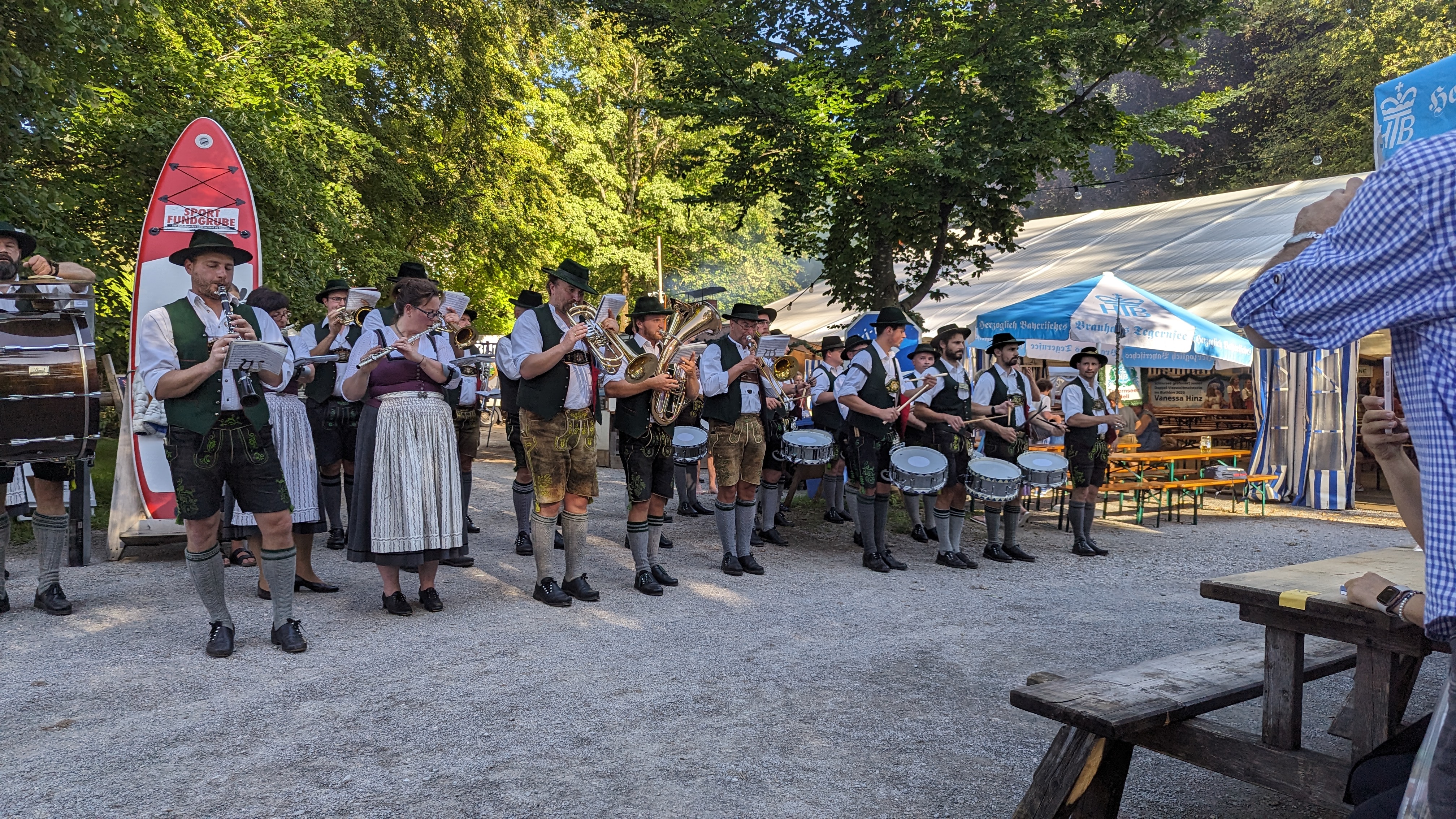 Der Skiclub Schliersee feierte auch heuer wieder sein  gemütliches, fröhliches und äußerst erfolgreiches Waldfest!