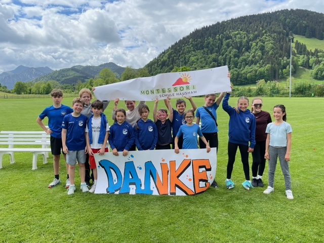 Skiclub- und Skizunft-Kinder laufen 99 Kilometer für ein neues Schulhaus
